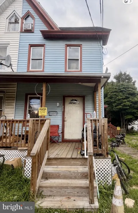 225 E HIGH STREET