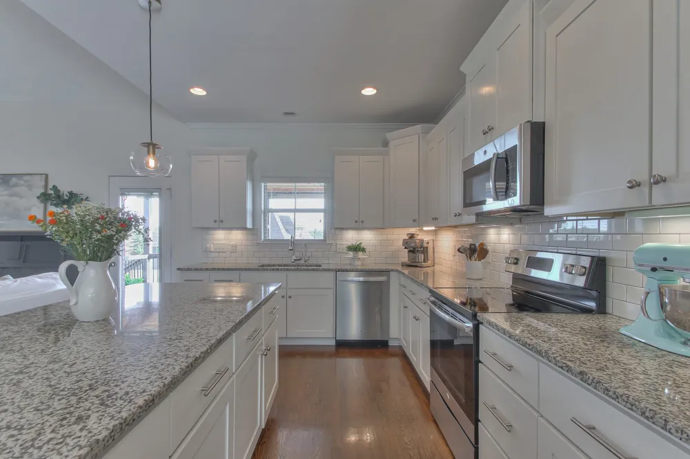 6032 Sanmar Drive Spring Hill, TN 37174