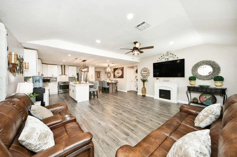 1409 Avenue I South Houston, TX 77587