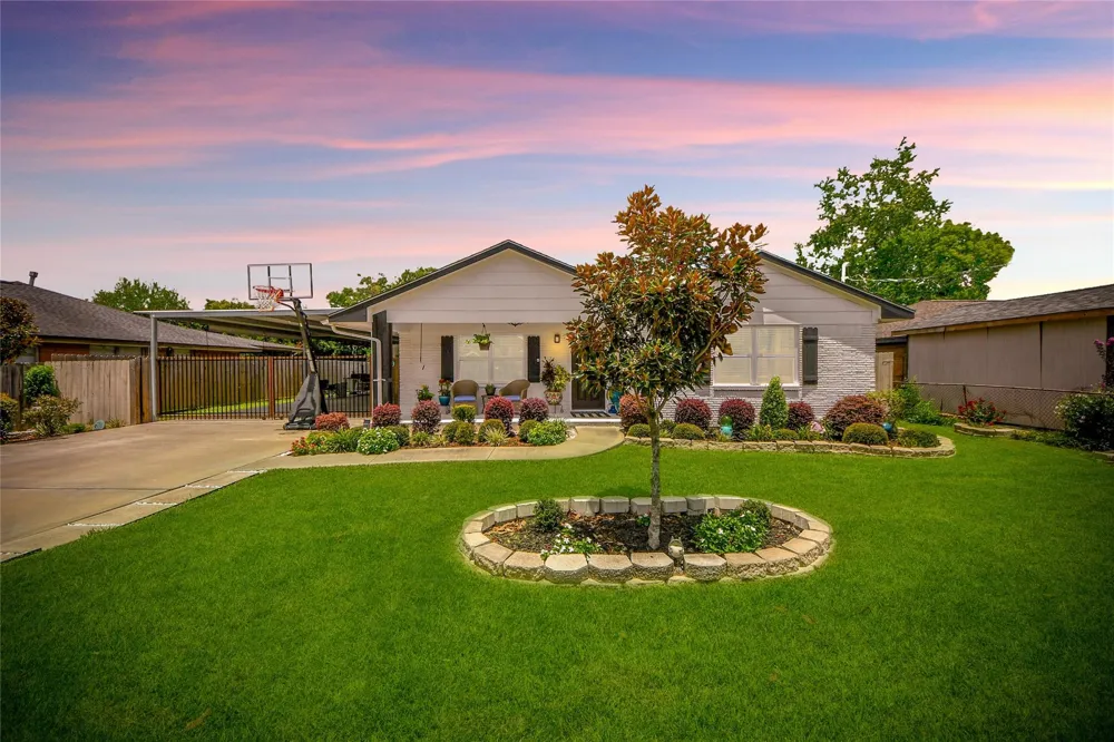 1409 Avenue I South Houston, TX 77587