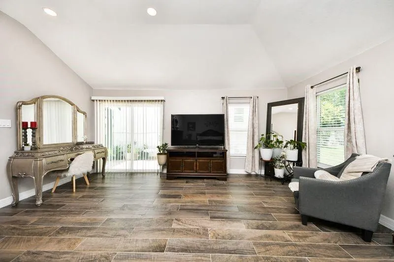 1409 Avenue I South Houston, TX 77587