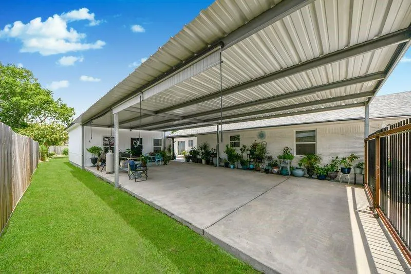 1409 Avenue I South Houston, TX 77587