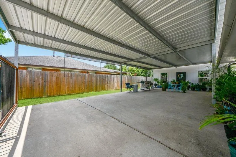 1409 Avenue I South Houston, TX 77587