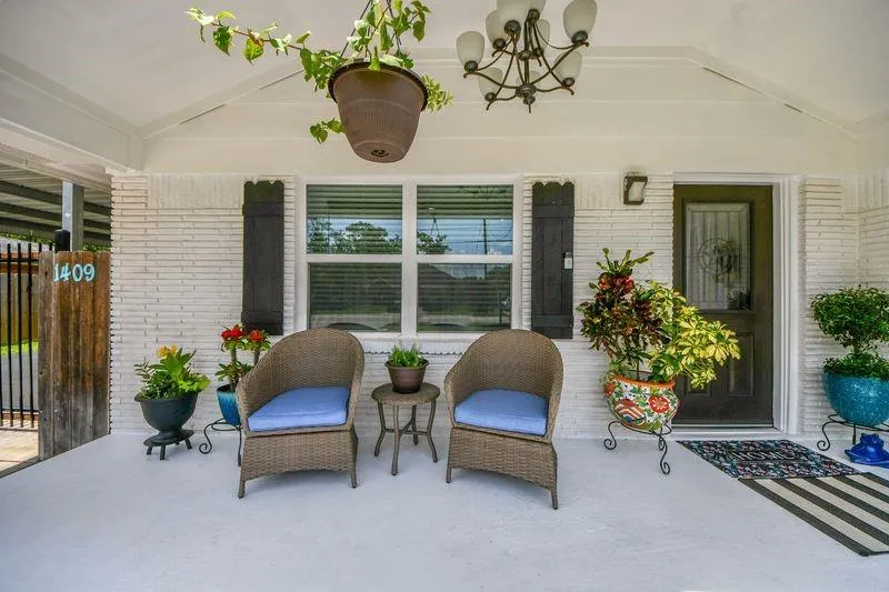 1409 Avenue I South Houston, TX 77587