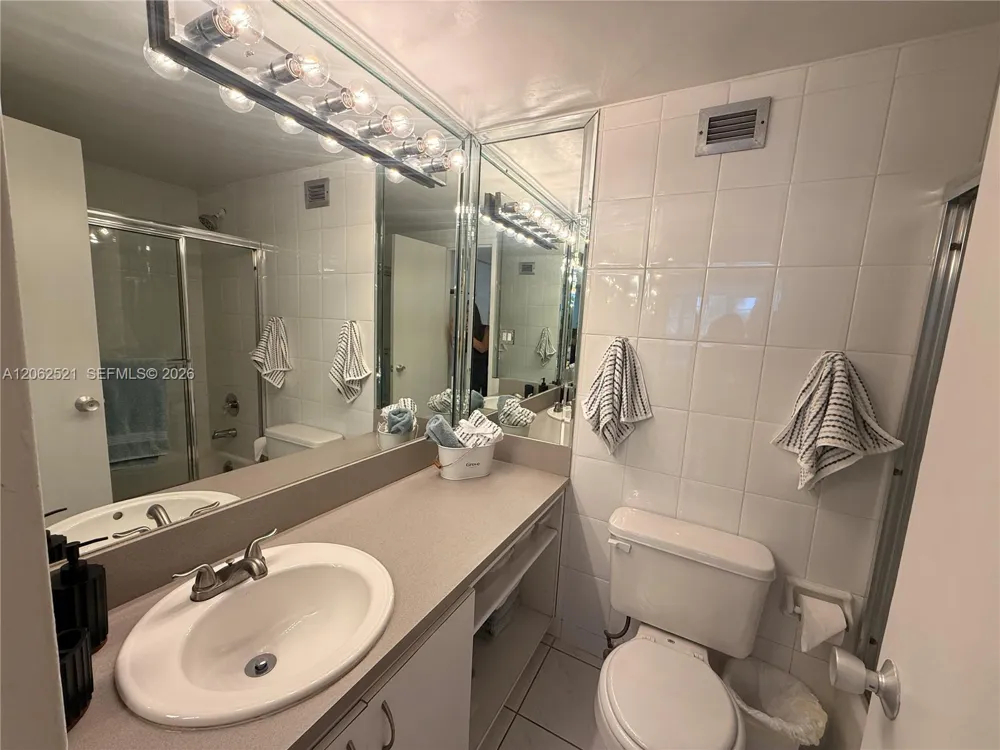 100 Lincoln Rd #314A Miami Beach, FL 33139