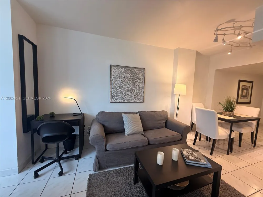 100 Lincoln Rd #314A Miami Beach, FL 33139