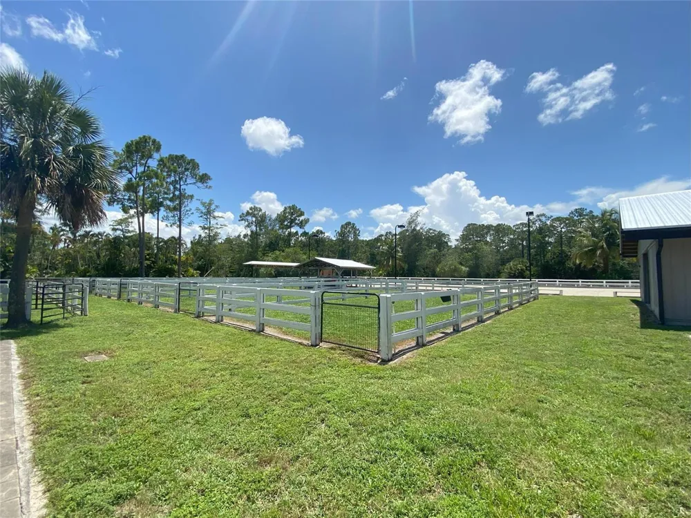 2315 Deer Run Boulevard Loxahatchee, FL 33470