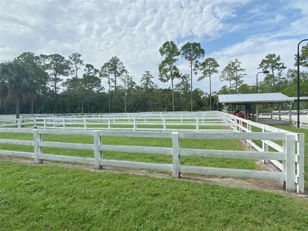 2315 Deer Run Boulevard Loxahatchee, FL 33470