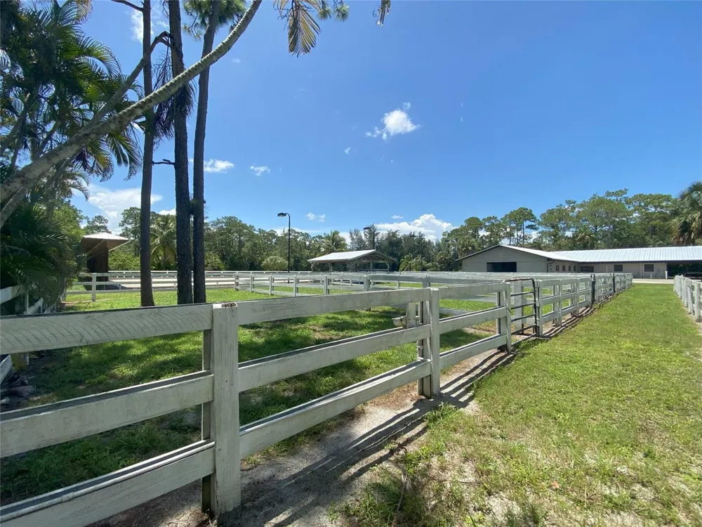 2315 Deer Run Boulevard Loxahatchee, FL 33470
