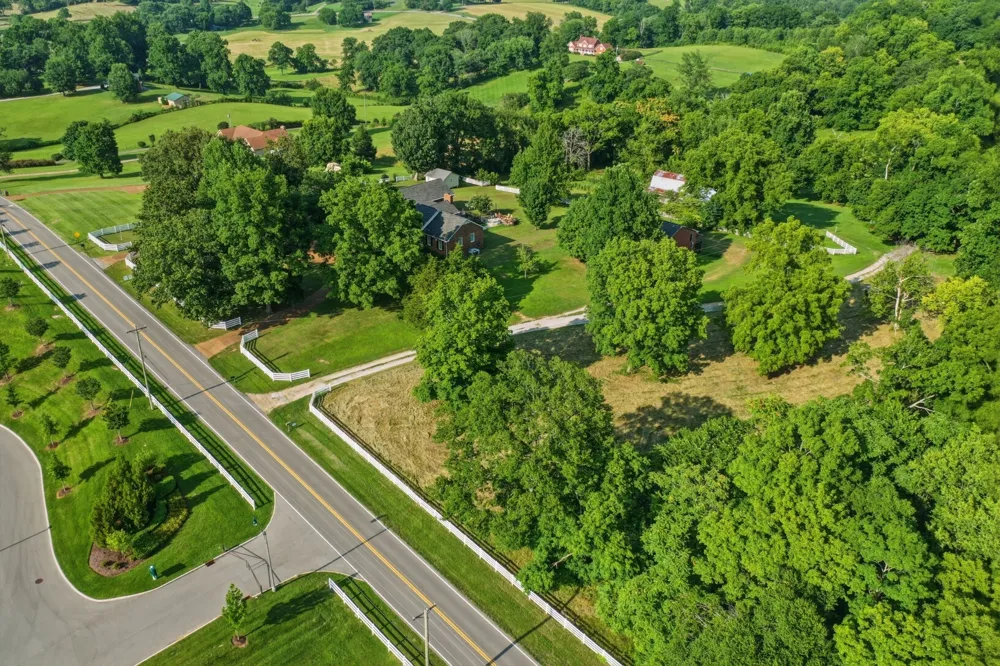 4442 Pratt Ln Franklin, TN 37064