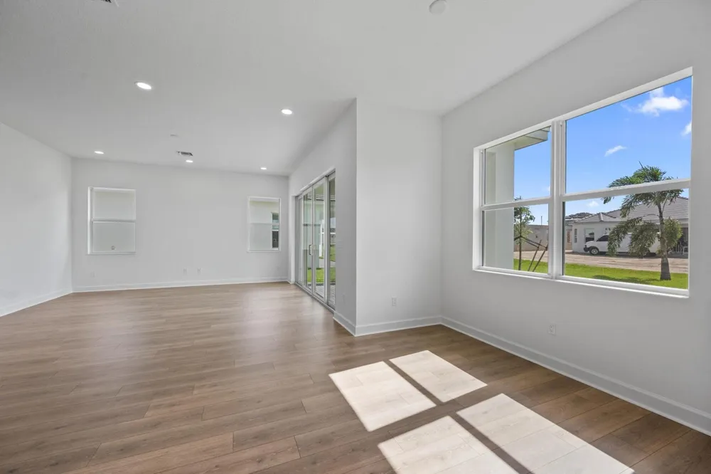 13722 Century Oak Circle Westlake, FL 33470