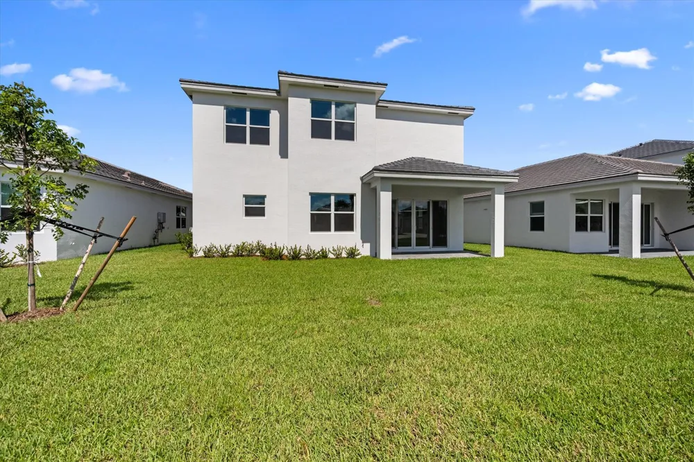 13722 Century Oak Circle Westlake, FL 33470