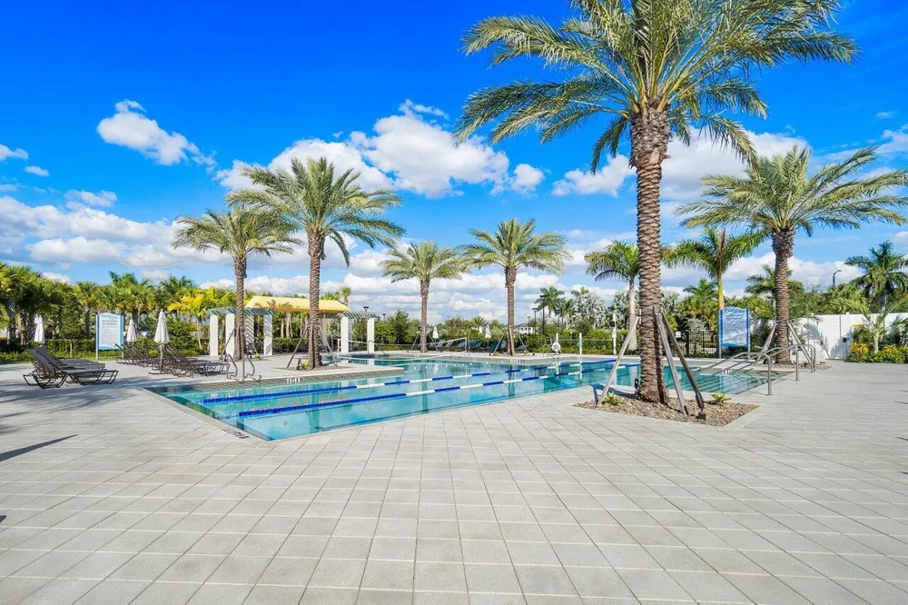 13722 Century Oak Circle Westlake, FL 33470