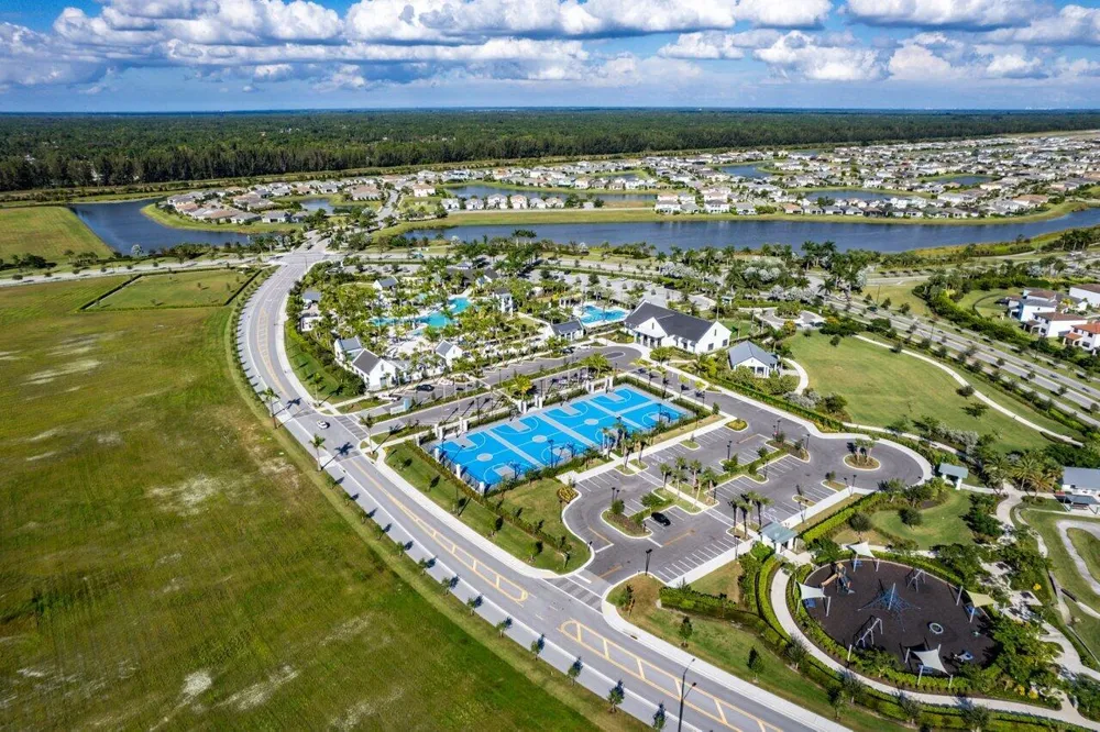 13722 Century Oak Circle Westlake, FL 33470