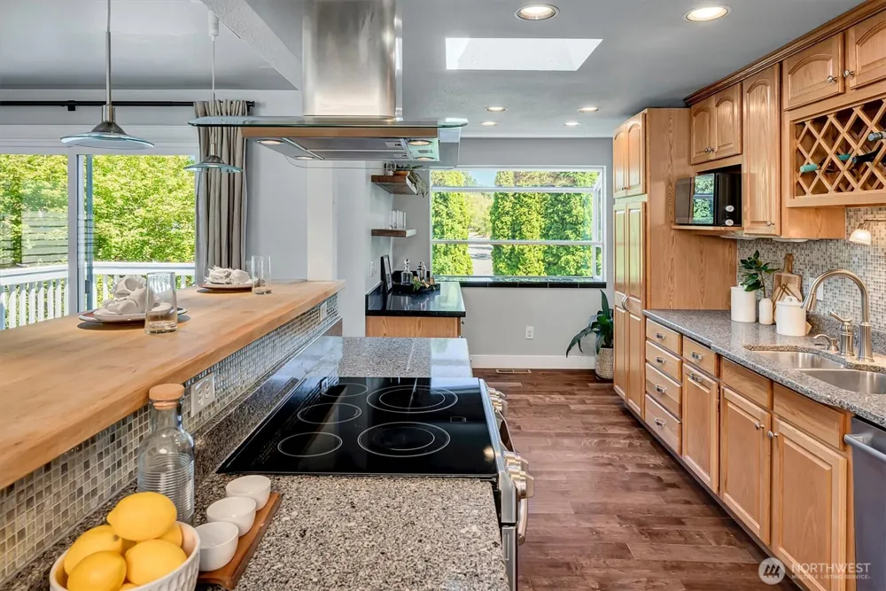 11918 NE 159th Street Bothell, WA 98011