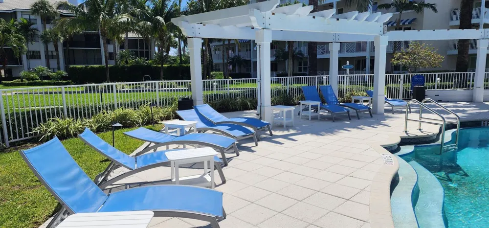 542 Bay Colony Drive #542 Juno Beach, FL 33408
