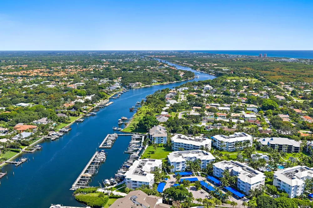542 Bay Colony Drive #542 Juno Beach, FL 33408