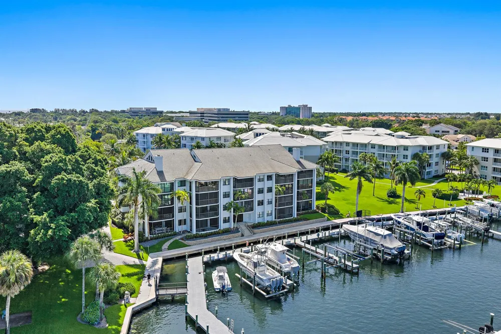 542 Bay Colony Drive #542 Juno Beach, FL 33408