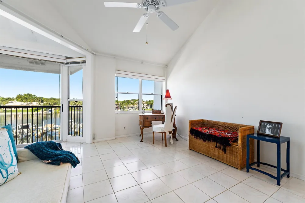 542 Bay Colony Drive #542 Juno Beach, FL 33408