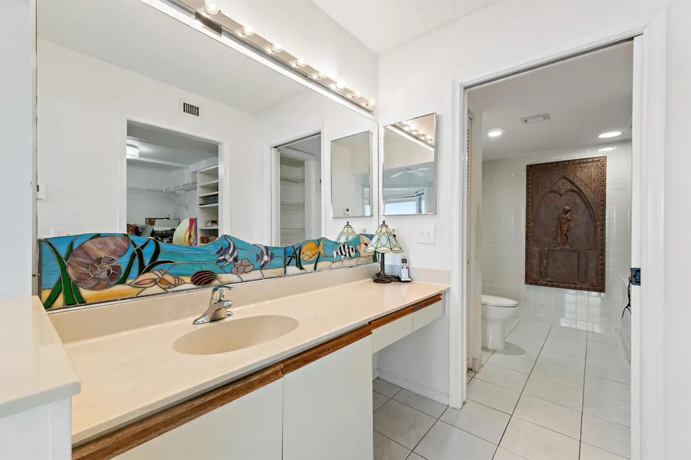 542 Bay Colony Drive #542 Juno Beach, FL 33408