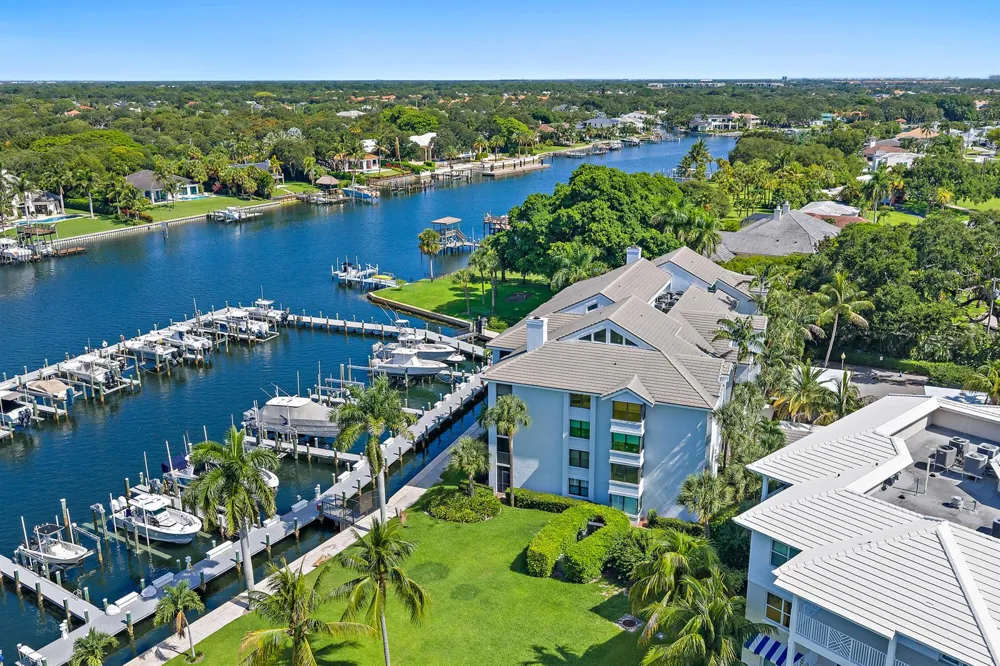 542 Bay Colony Drive #542 Juno Beach, FL 33408