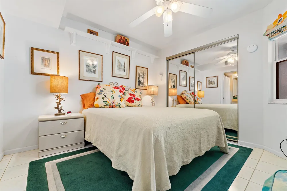 542 Bay Colony Drive #542 Juno Beach, FL 33408