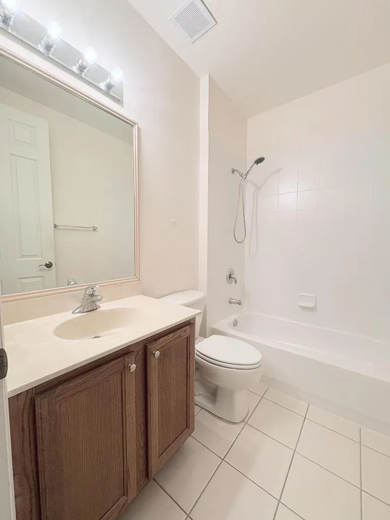 1740 San Benito Way #4 West Palm Beach, FL 33401