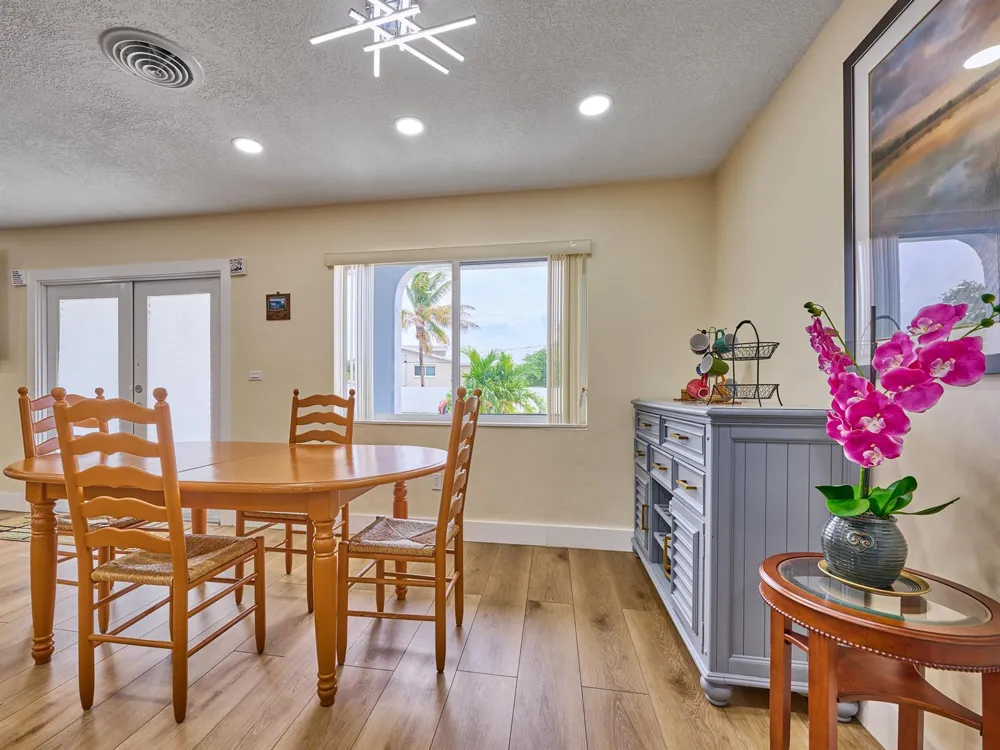 19615 NW 14th Avenue Miami, FL 33169