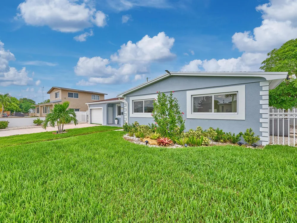 19615 NW 14th Avenue Miami, FL 33169