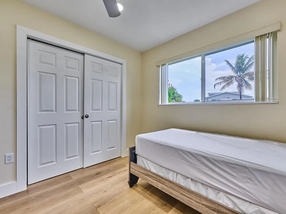 19615 NW 14th Avenue Miami, FL 33169