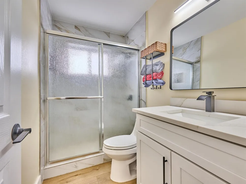 19615 NW 14th Avenue Miami, FL 33169