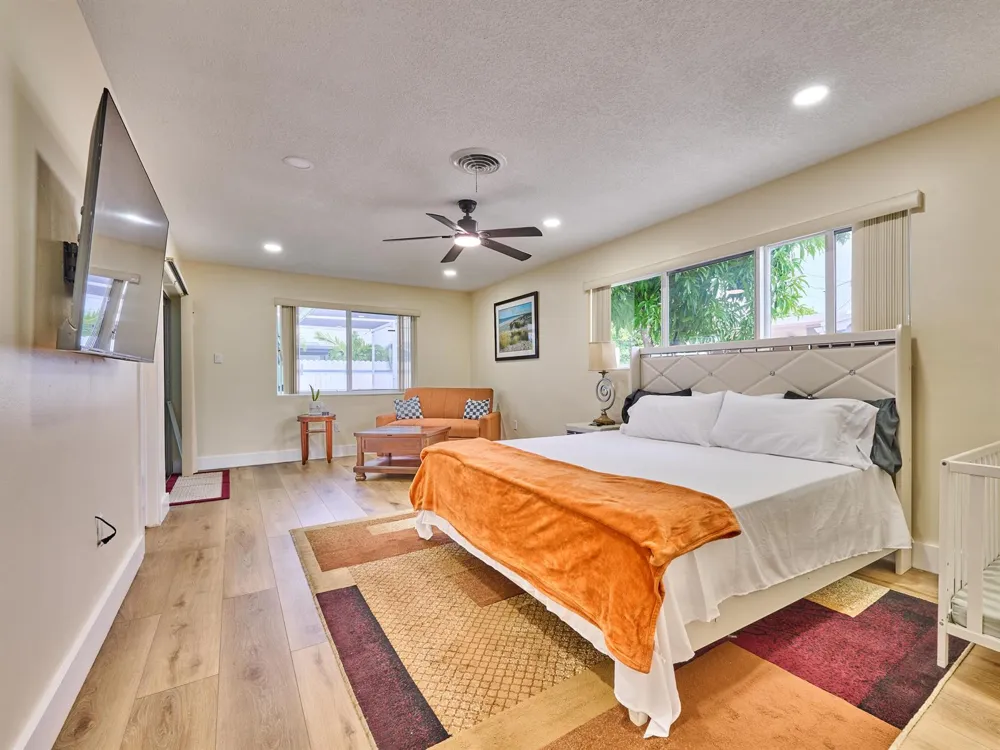 19615 NW 14th Avenue Miami, FL 33169