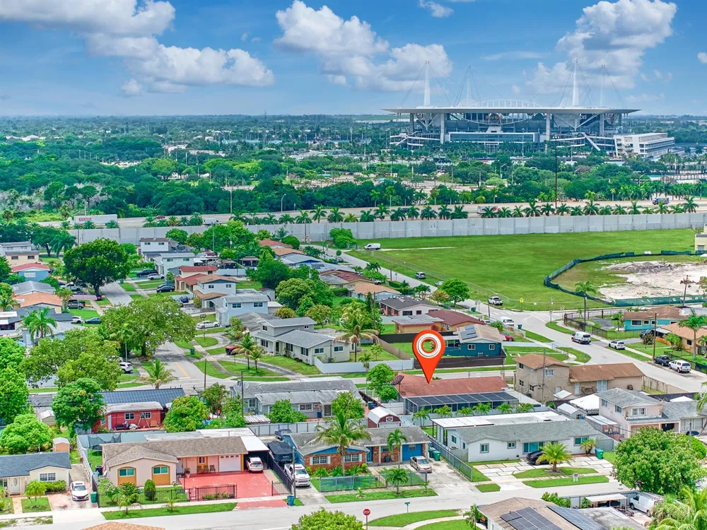 19615 NW 14th Avenue Miami, FL 33169