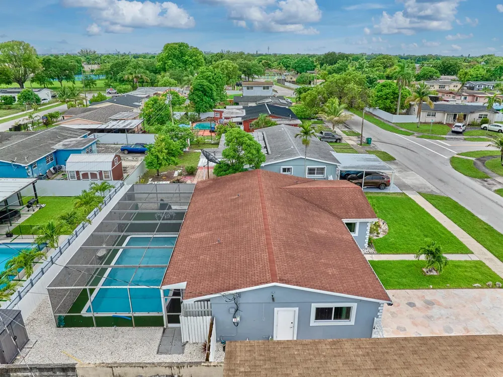 19615 NW 14th Avenue Miami, FL 33169