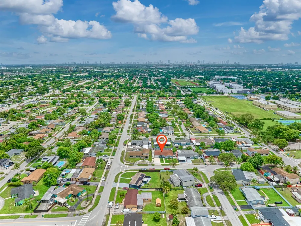 19615 NW 14th Avenue Miami, FL 33169