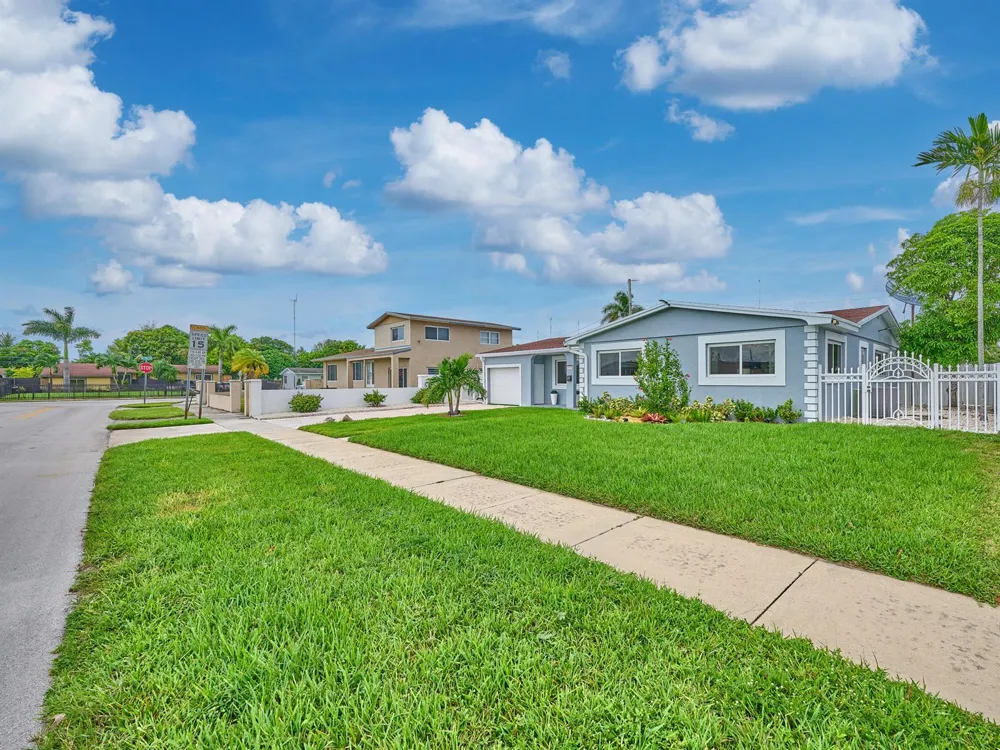 19615 NW 14th Avenue Miami, FL 33169