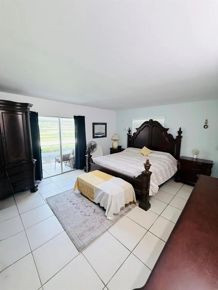 40 WOODLAND DRIVE #105 Vero Beach, FL 32962