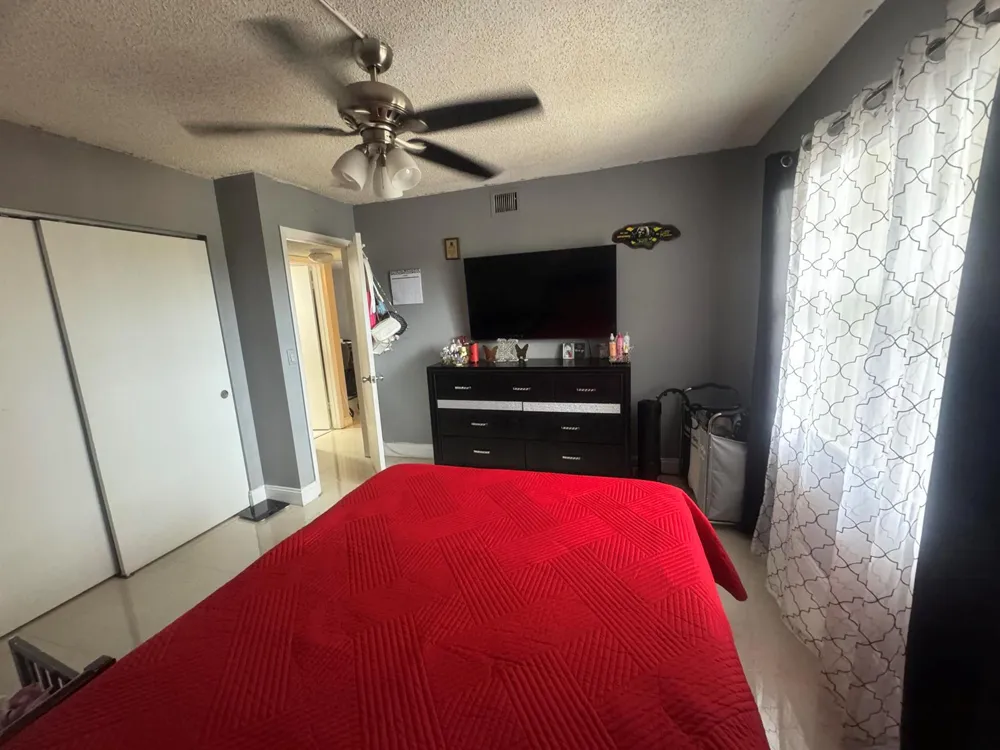 6575 W OAKLAND PARK BOULEVARD #402 Lauderhill, FL 33313