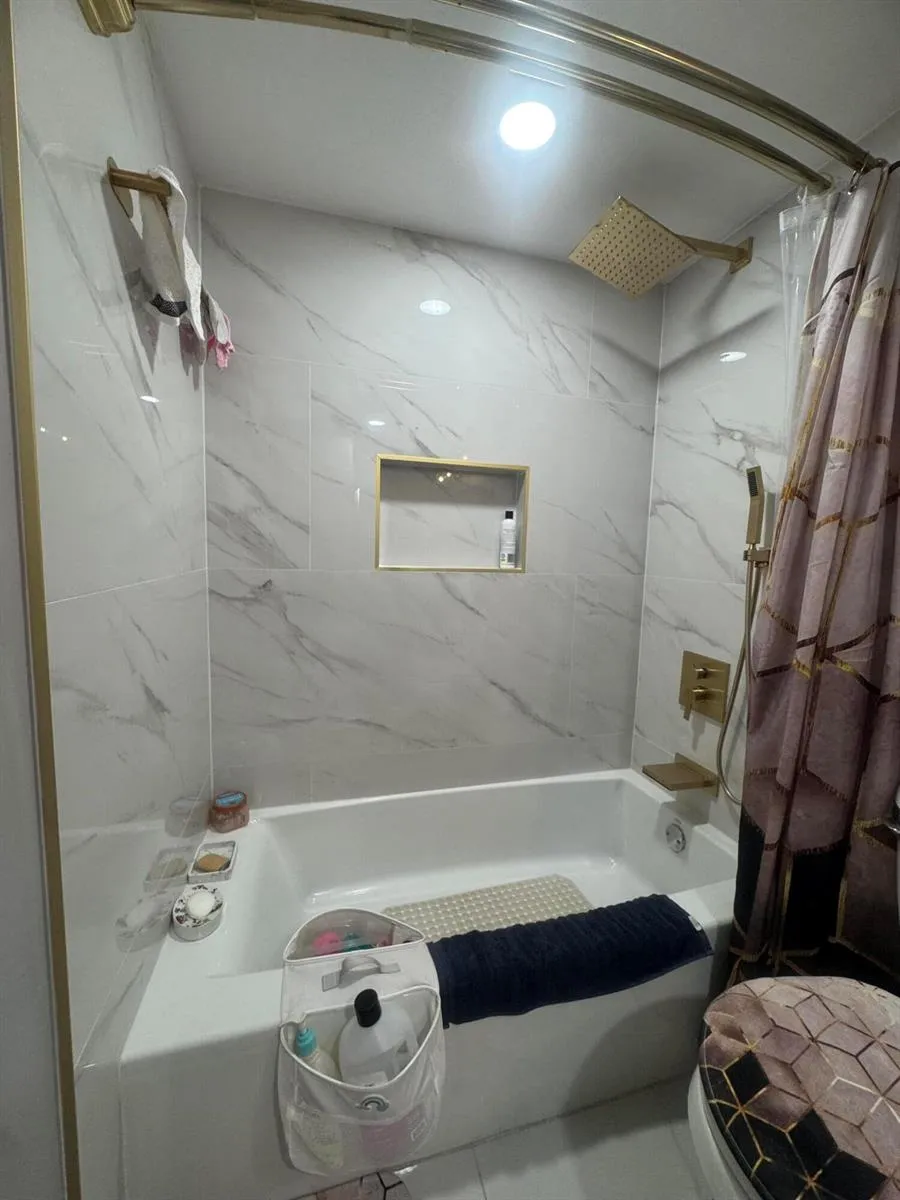 6575 W OAKLAND PARK BOULEVARD #402 Lauderhill, FL 33313