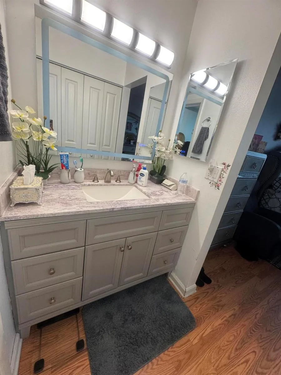 6575 W OAKLAND PARK BOULEVARD #402 Lauderhill, FL 33313