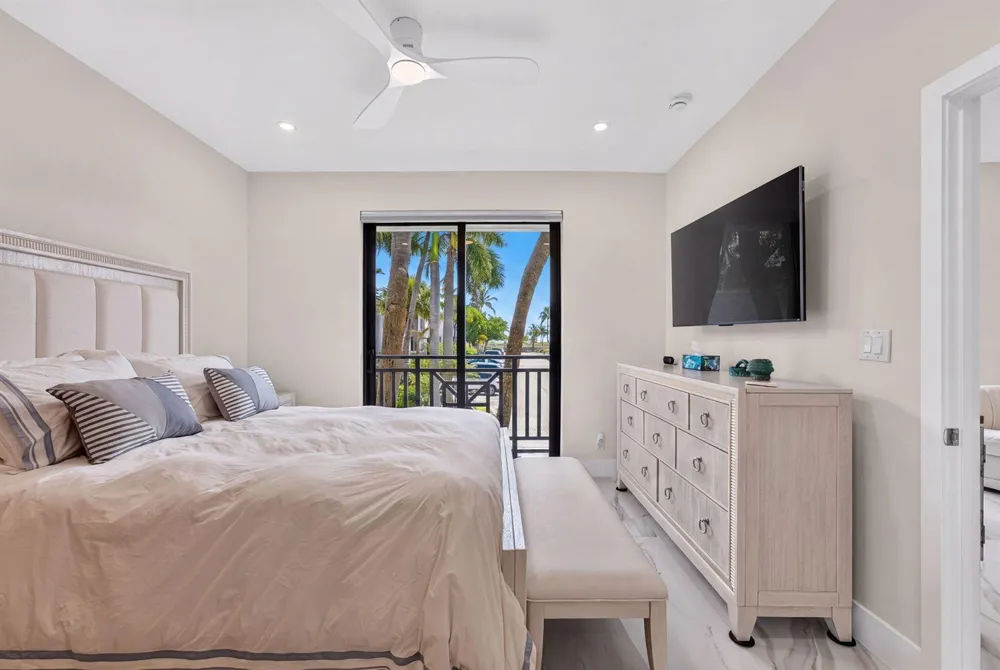 1555 S OCEAN LANE #274 Fort Lauderdale, FL 33316