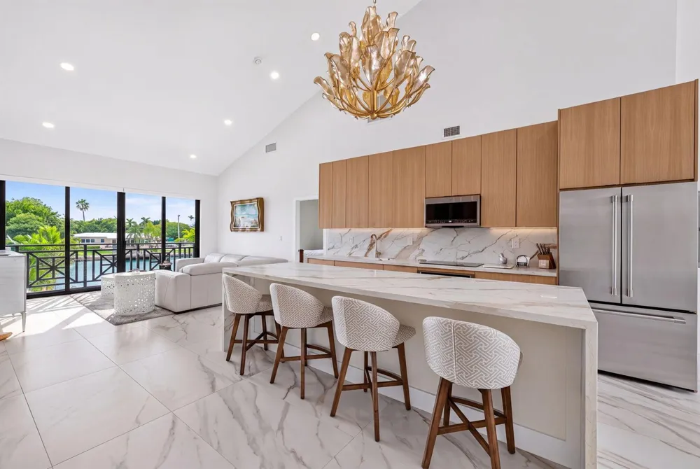 1555 S OCEAN LANE #274 Fort Lauderdale, FL 33316