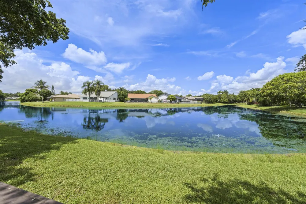 546 NW 105TH DRIVE Coral Springs, FL 33071