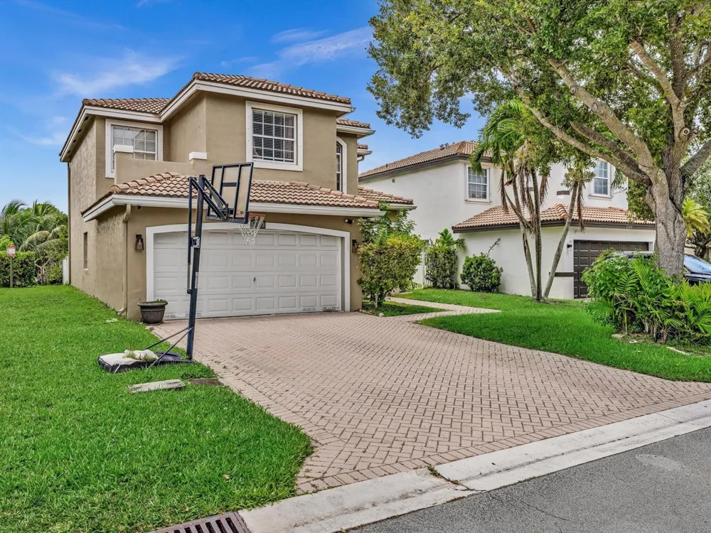 7145 CRESCENT CREEK PLACE Coconut Creek, FL 33073