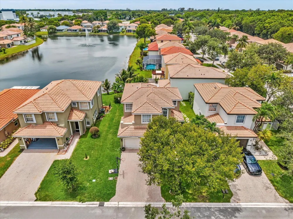 7145 CRESCENT CREEK PLACE Coconut Creek, FL 33073