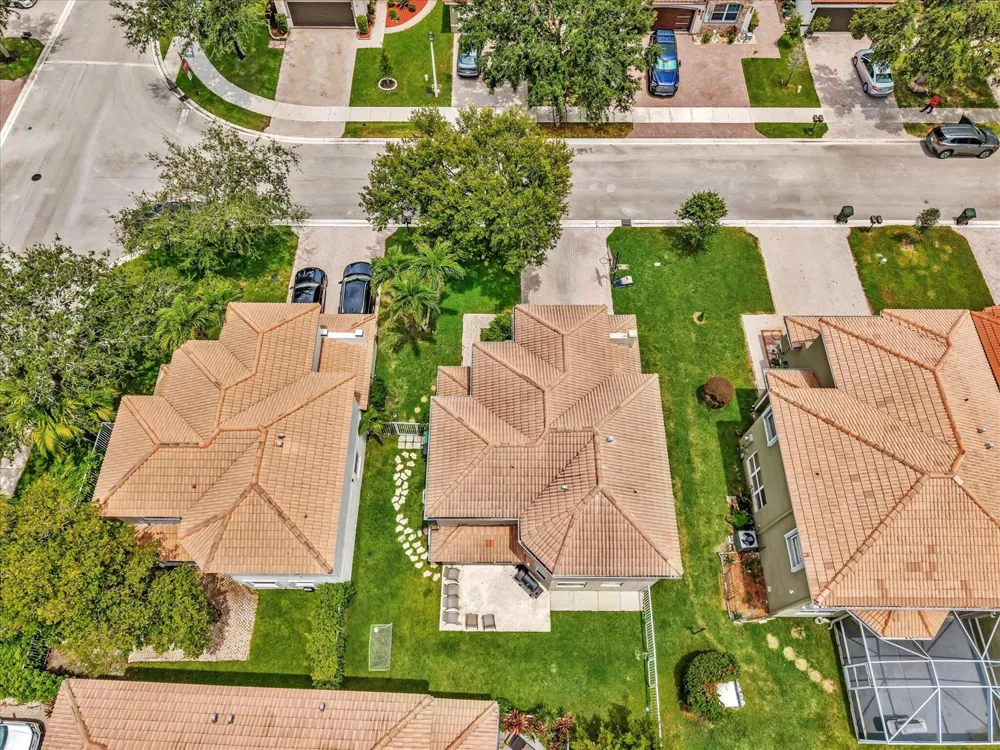 7145 CRESCENT CREEK PLACE Coconut Creek, FL 33073