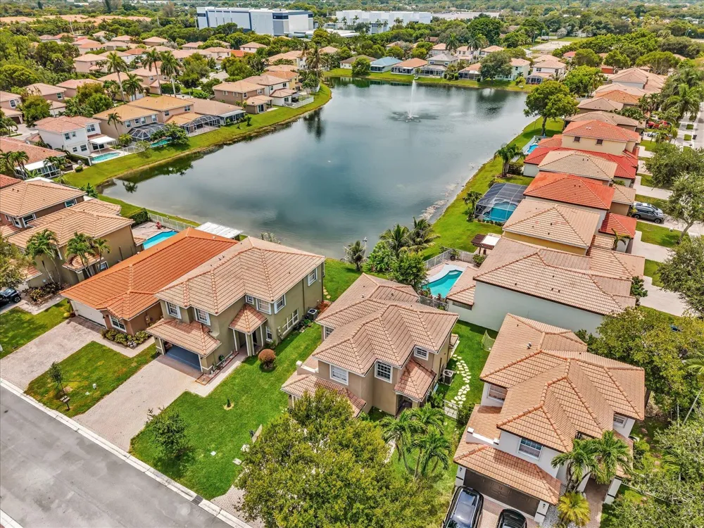 7145 CRESCENT CREEK PLACE Coconut Creek, FL 33073