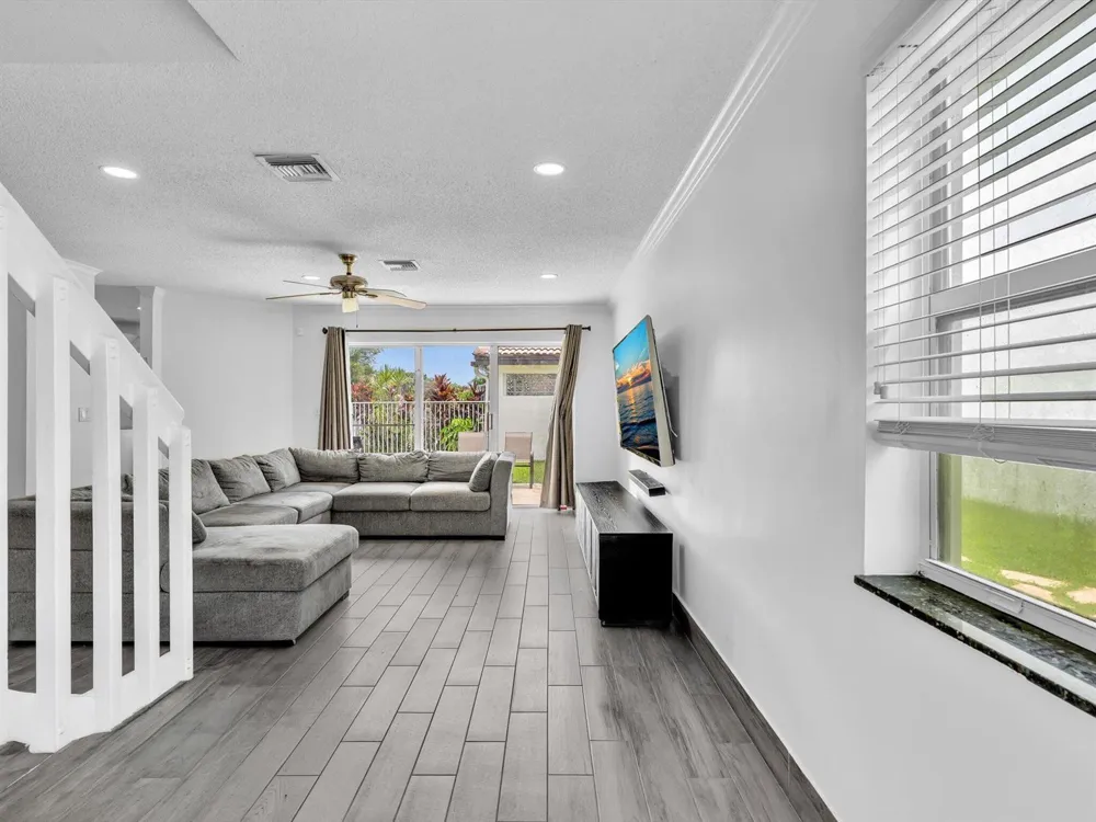 7145 CRESCENT CREEK PLACE Coconut Creek, FL 33073