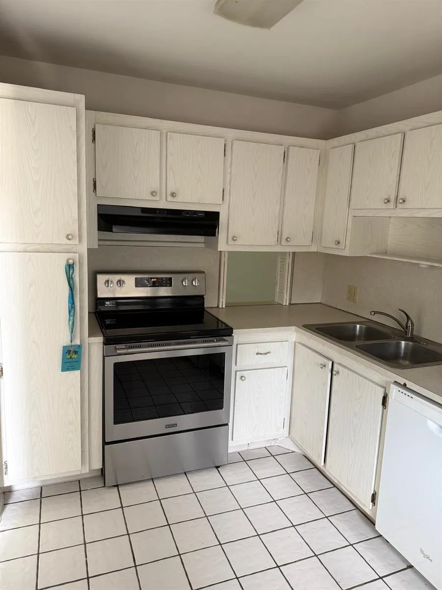 4465 LUXEMBURG COURT #204 Lake Worth, FL 33467