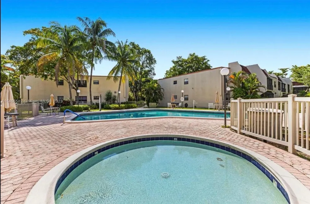 301 PINE ISLAND ROAD #265 Plantation, FL 33324